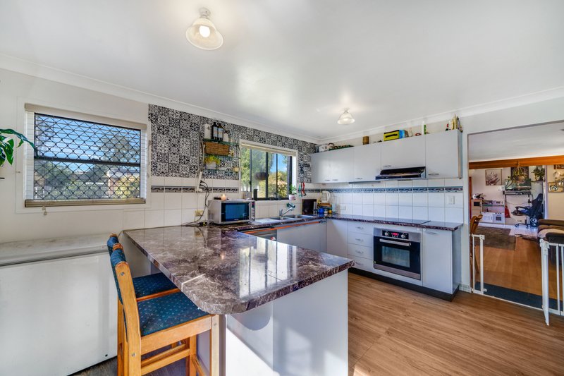 Photo - 5 Overton Court, Crestmead QLD 4132 - Image 5