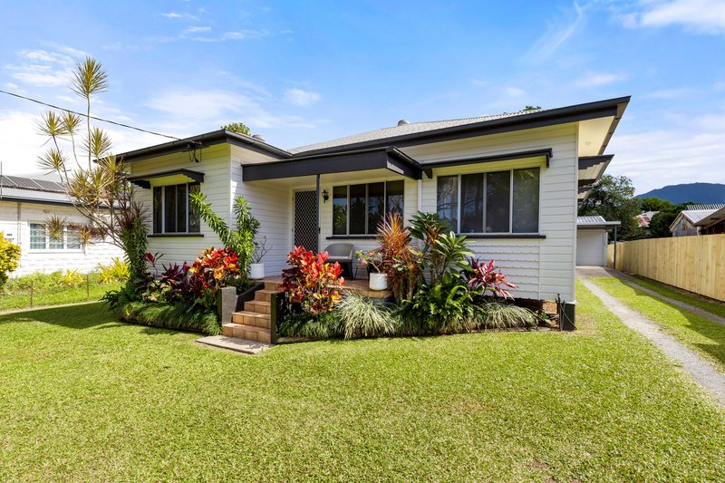 Photo - 5 Owen Street, Mossman QLD 4873 - Image 4