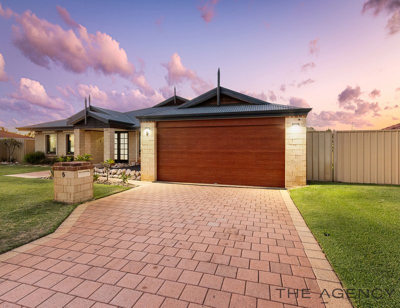 Photo - 5 Packenham Promenade, Canning Vale WA 6155 - Image 2