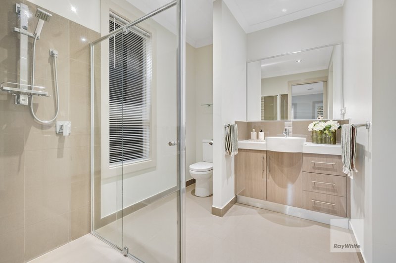 Photo - 5 Padova Drive, Greenvale VIC 3059 - Image 5