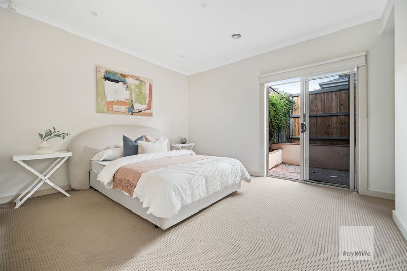 Photo - 5 Padova Drive, Greenvale VIC 3059 - Image 15