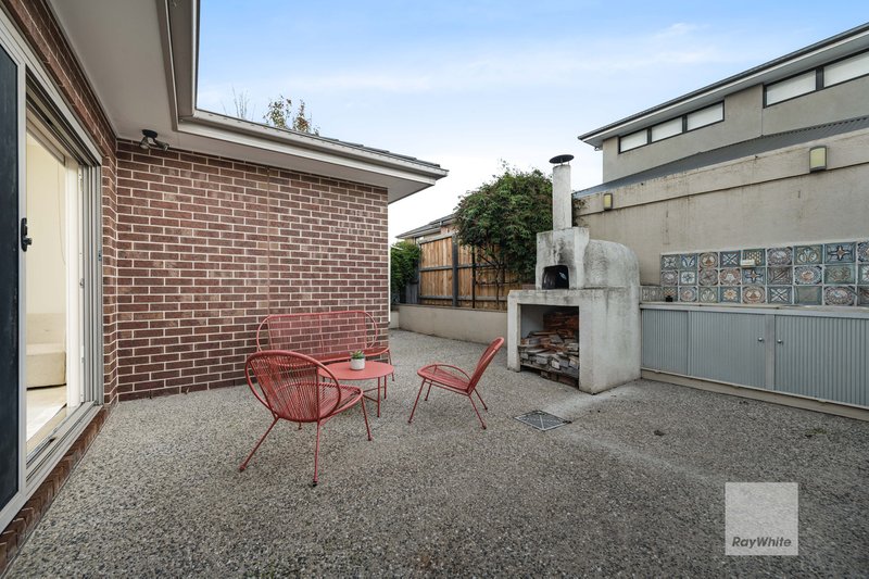 Photo - 5 Padova Drive, Greenvale VIC 3059 - Image 16