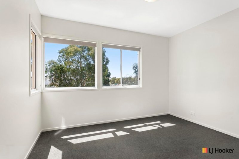 Photo - 5 Paget Street, Bruce ACT 2617 - Image 6