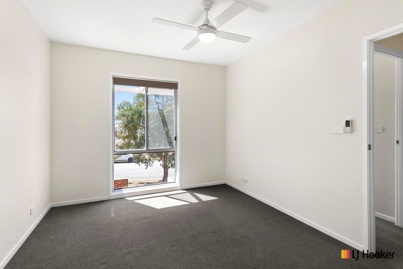 Photo - 5 Paget Street, Bruce ACT 2617 - Image 8