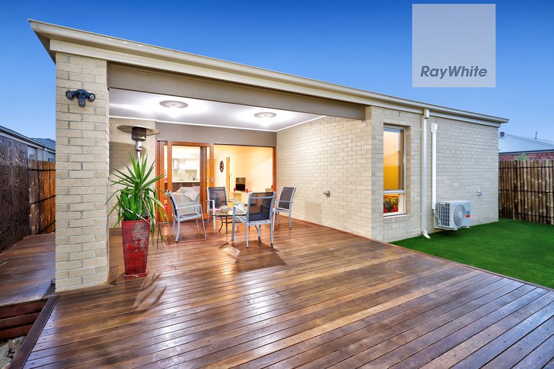 Photo - 5 Palermo Street, Greenvale VIC 3059 - Image 12