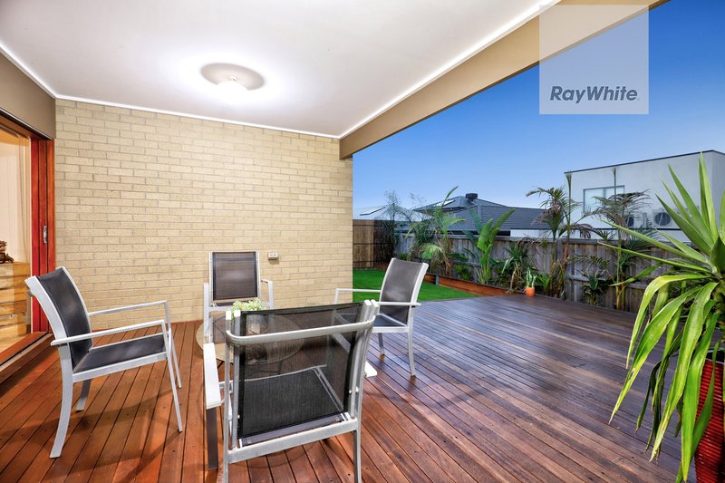 Photo - 5 Palermo Street, Greenvale VIC 3059 - Image 14