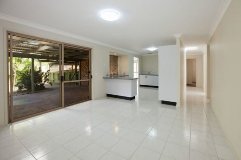 Photo - 5 Palm Grove Court, Palmwoods QLD 4555 - Image 2