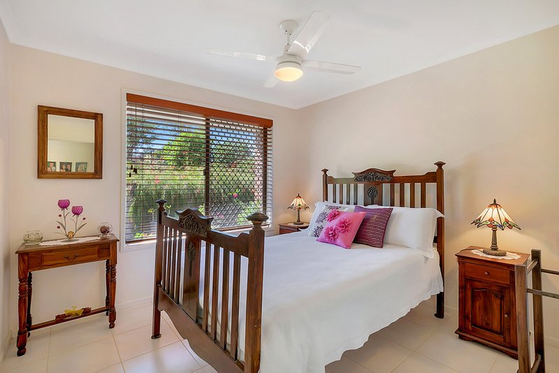 Photo - 5 Palm Grove Crescent, Tewantin QLD 4565 - Image 17