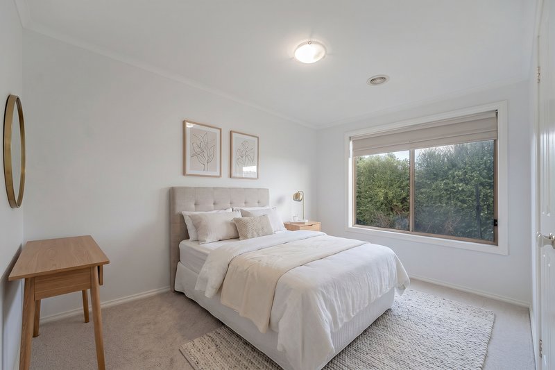 Photo - 5 Palmer Court, Roxburgh Park VIC 3064 - Image 10