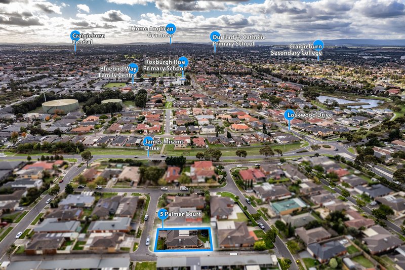 Photo - 5 Palmer Court, Roxburgh Park VIC 3064 - Image 16