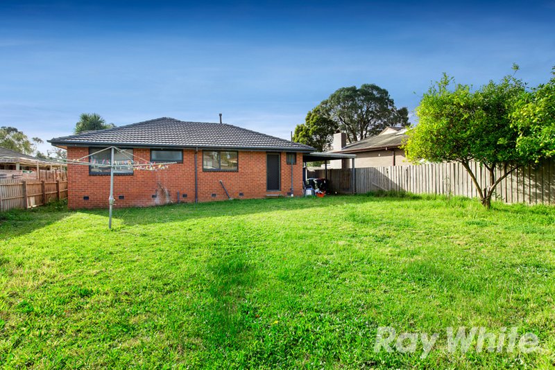 Photo - 5 Pamela Court, Scoresby VIC 3179 - Image 7