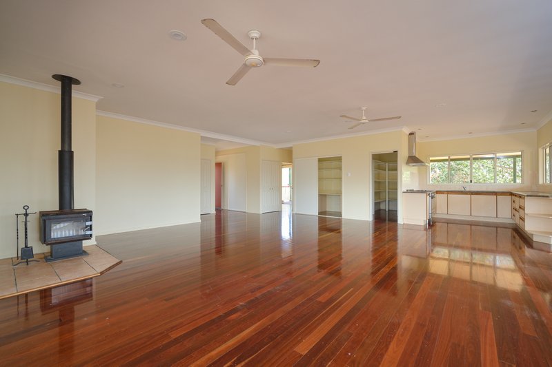 Photo - 5 Pams Court, Beecher QLD 4680 - Image 2