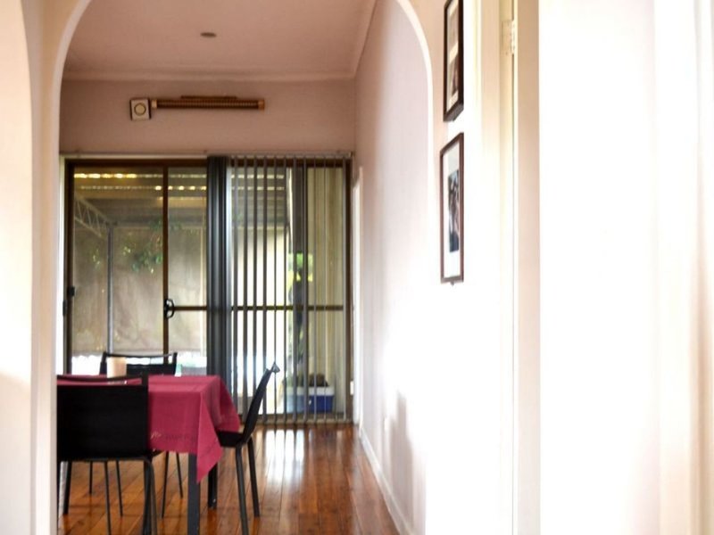 Photo - 5 Panorama Avenue, Cabramatta NSW 2166 - Image 7