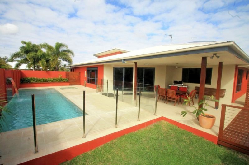 Photo - 5 Panorama Court, Glen Eden QLD 4680 - Image 2