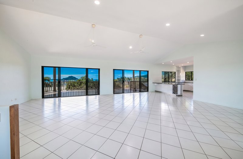 Photo - 5 Panoramic Court, Cannonvale QLD 4802 - Image 10