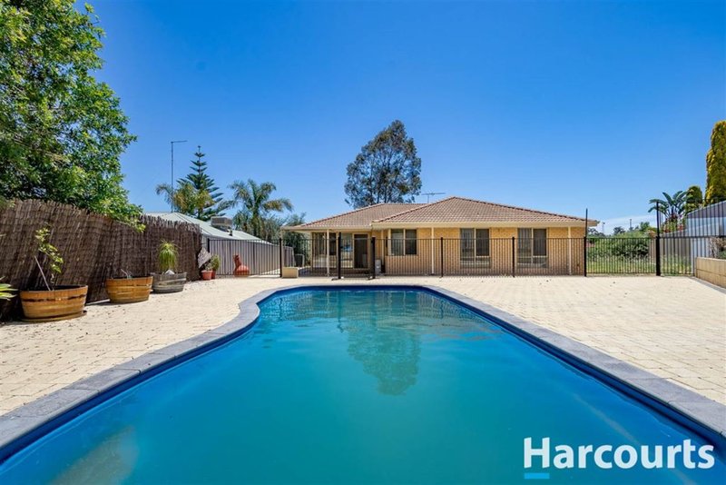 5 Parilla Court, Greenfields WA 6210