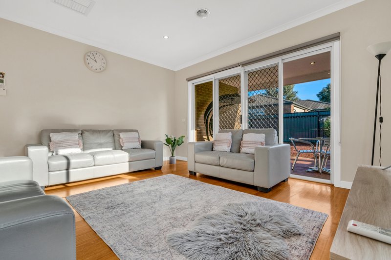 Photo - 5 Parkhaven Street, Craigieburn VIC 3064 - Image 8