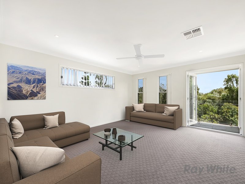 Photo - 5 Parkway Crescent, Murrumba Downs QLD 4503 - Image 7