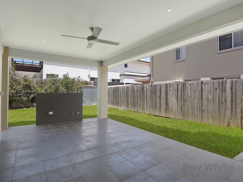 Photo - 5 Parkway Crescent, Murrumba Downs QLD 4503 - Image 13