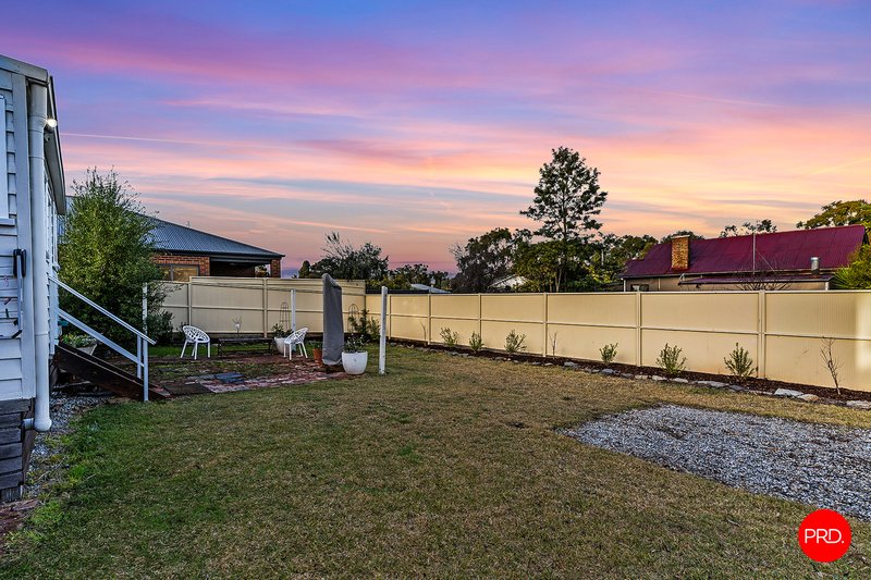 Photo - 5 Parsonage Grove, Eaglehawk VIC 3556 - Image 2