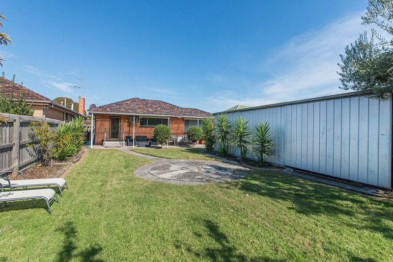 Photo - 5 Parsons Street, Clayton South VIC 3169 - Image 4