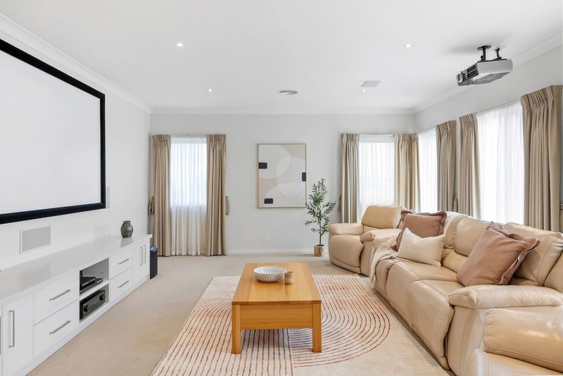 Photo - 5 Partridge Court, Berwick VIC 3806 - Image 8
