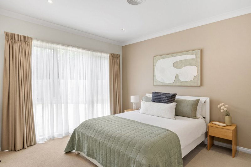 Photo - 5 Partridge Court, Berwick VIC 3806 - Image 18