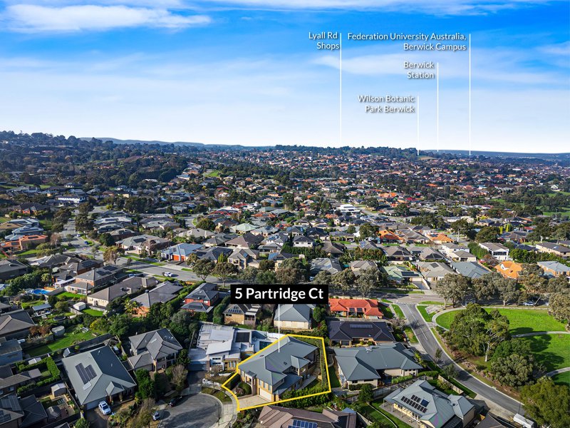 Photo - 5 Partridge Court, Berwick VIC 3806 - Image 23
