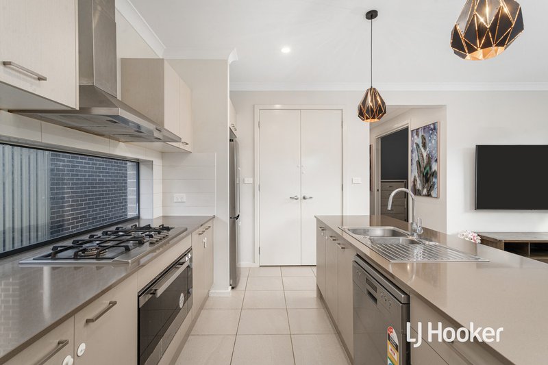 Photo - 5 Patridge Street, Marsden Park NSW 2765 - Image 2