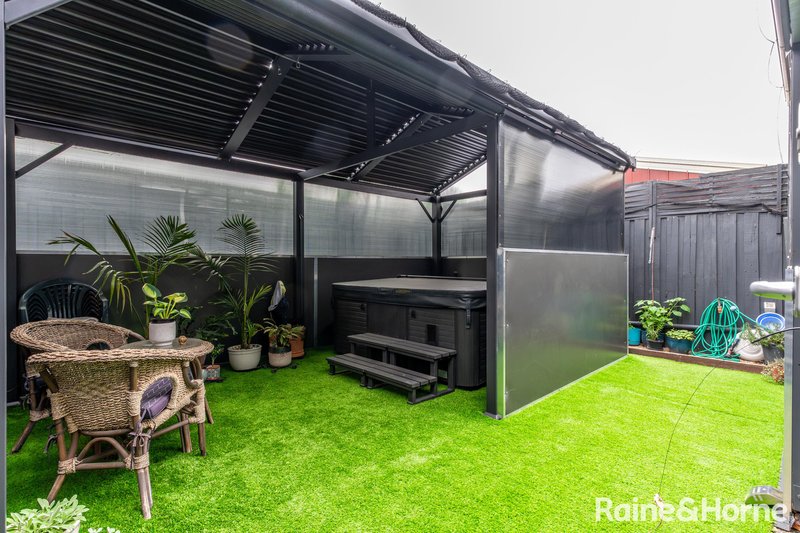 Photo - 5 Paul Harris Drive, Melton West VIC 3337 - Image 15