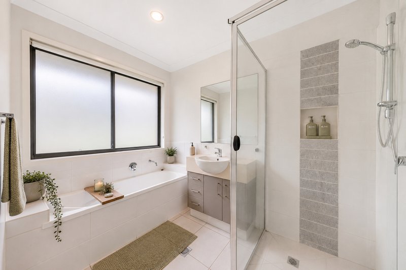 Photo - 5 Pearl Street, Cannonvale QLD 4802 - Image 12