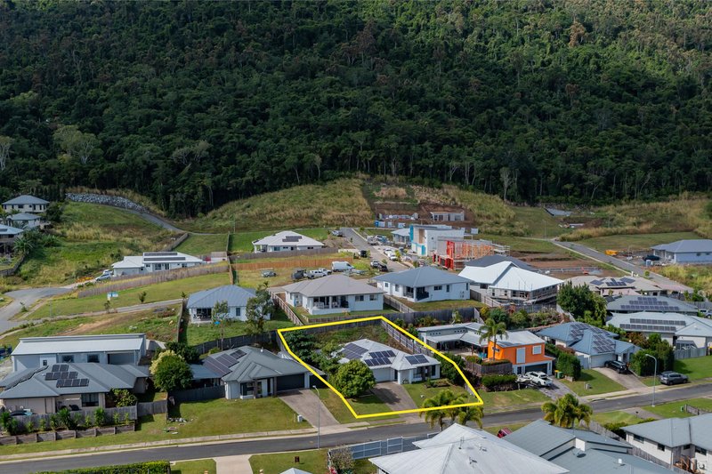 Photo - 5 Pearl Street, Cannonvale QLD 4802 - Image 14