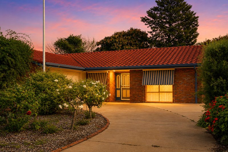 Photo - 5 Pegler Avenue, Mildura VIC 3500 - Image 1