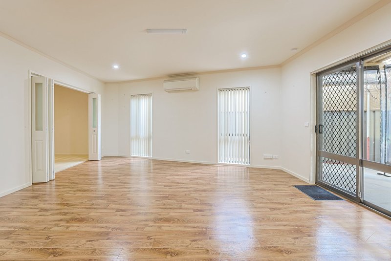 Photo - 5 Pegler Avenue, Mildura VIC 3500 - Image 5