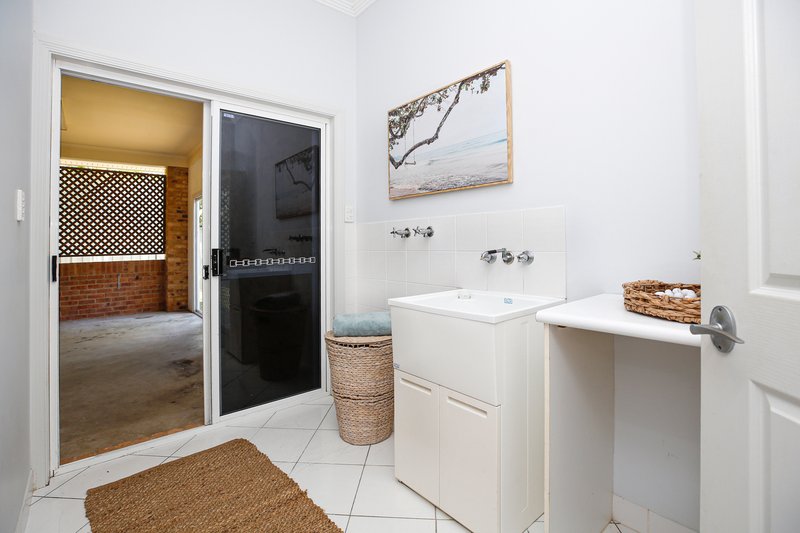 Photo - 5 Pellowe Street, Clifton Beach QLD 4879 - Image 17