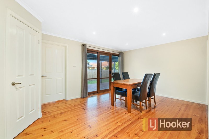 Photo - 5. Pembroke Court, Berwick VIC 3806 - Image 3