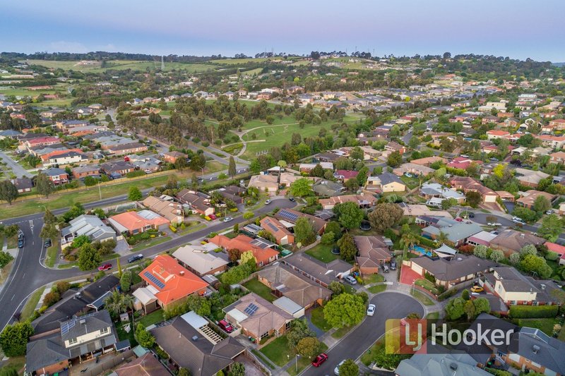 Photo - 5. Pembroke Court, Berwick VIC 3806 - Image 13