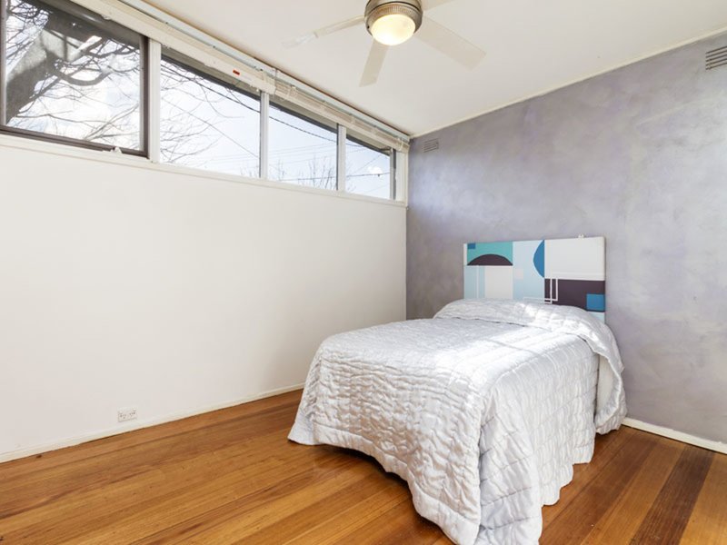 Photo - 5 Pembroke Crescent, Cheltenham VIC 3192 - Image 10