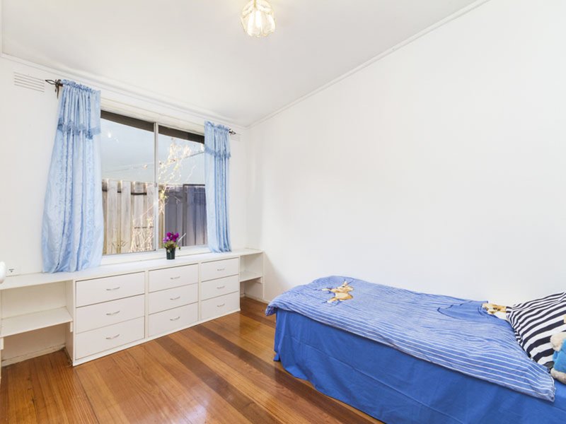 Photo - 5 Pembroke Crescent, Cheltenham VIC 3192 - Image 12