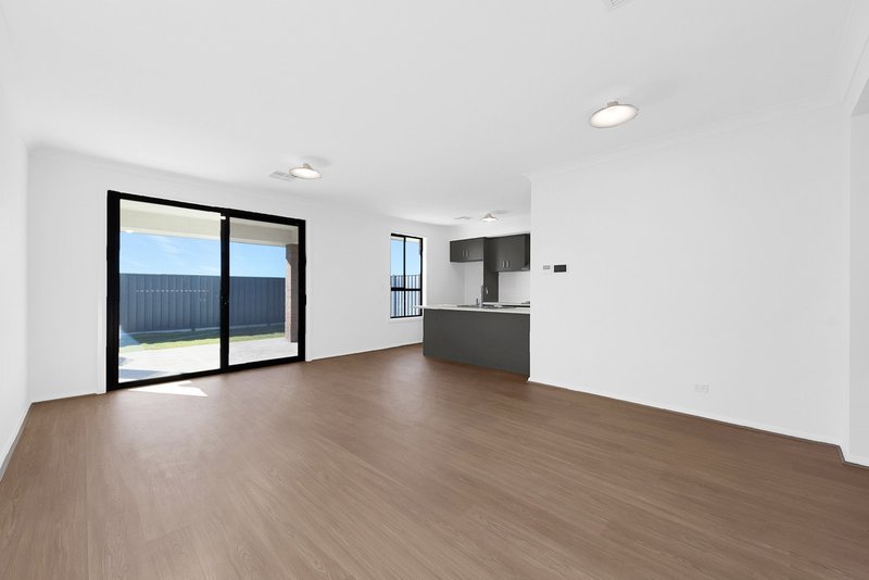 Photo - 5 Peony Road, Angle Vale SA 5117 - Image 5