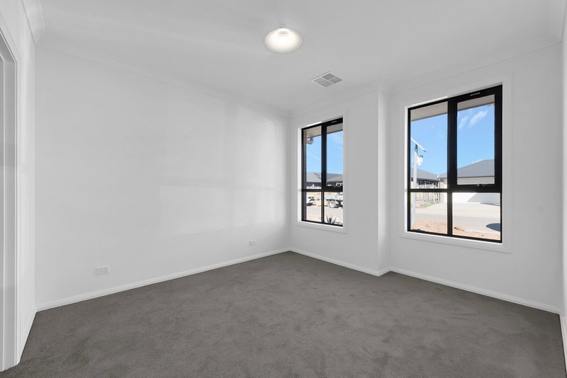 Photo - 5 Peony Road, Angle Vale SA 5117 - Image 6