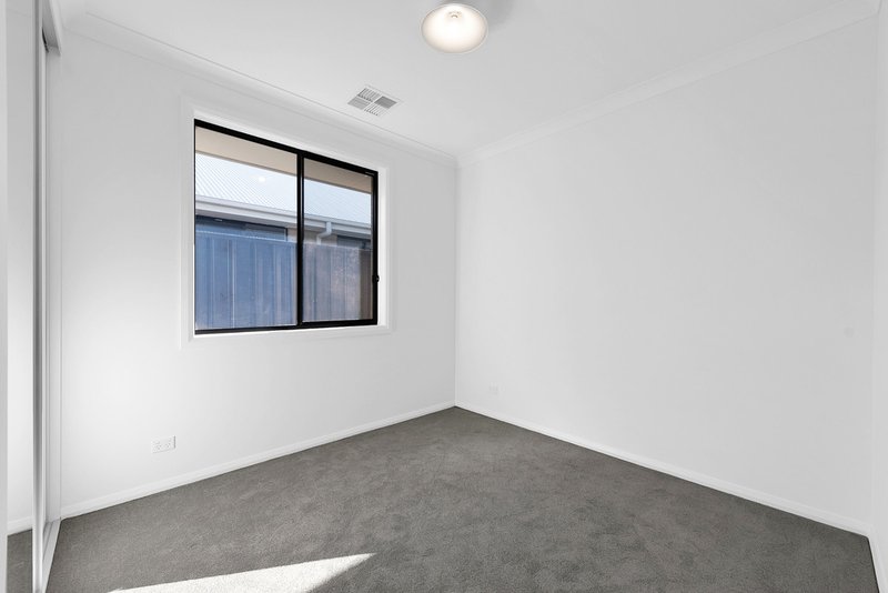 Photo - 5 Peony Road, Angle Vale SA 5117 - Image 9