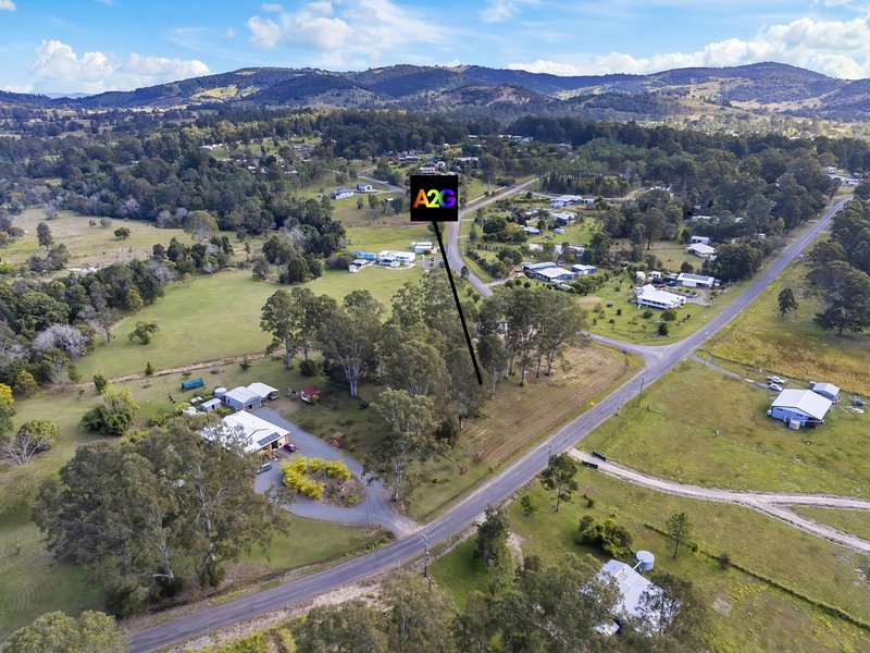 Photo - 5 Pepper Rd , Glenwood QLD 4570 - Image 10