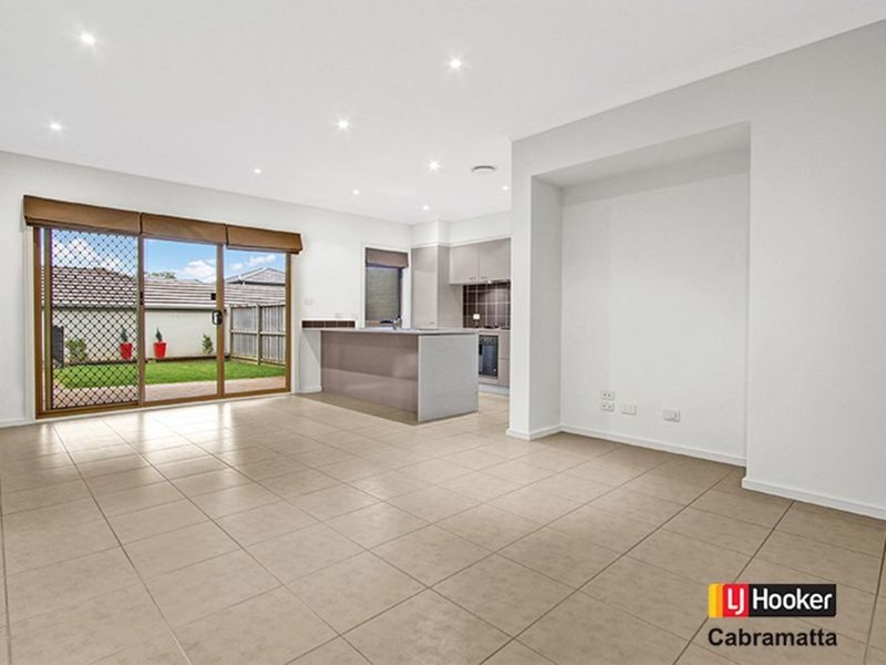 Photo - 5 Pepper Tree Road, Lidcombe NSW 2141 - Image 3