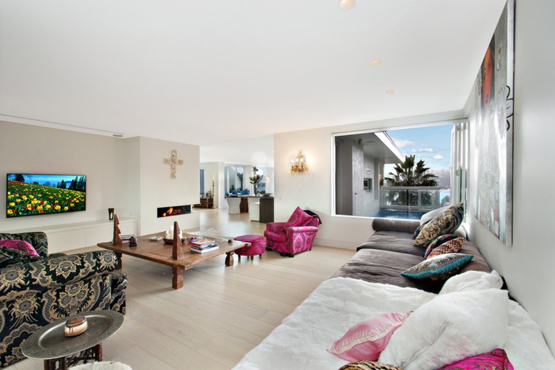 Photo - 5 Peronne Avenue, Clontarf NSW 2093 - Image 4