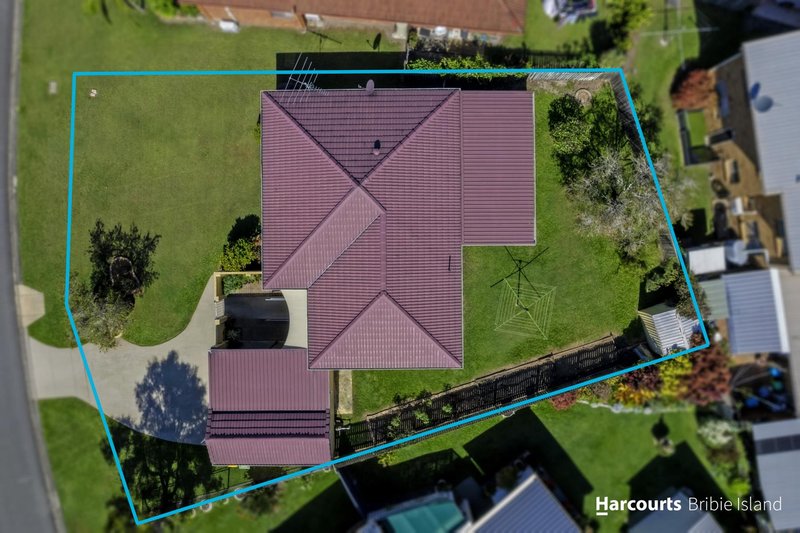 Photo - 5 Phoenix Avenue, Bongaree QLD 4507 - Image 2