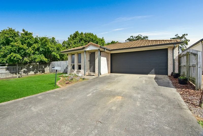 Photo - 5 Piccadilly Street, Bellmere QLD 4510 - Image 2