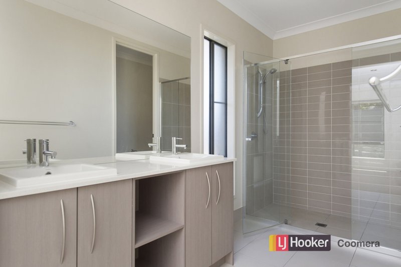 Photo - 5 Picton Court, Upper Coomera QLD 4209 - Image 9