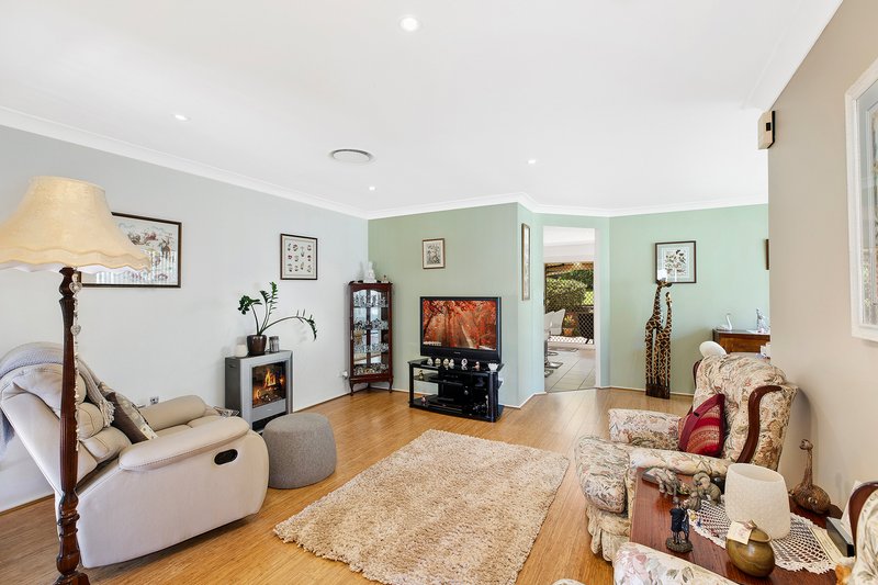 Photo - 5 Pineridge Close, Lisarow NSW 2250 - Image 4