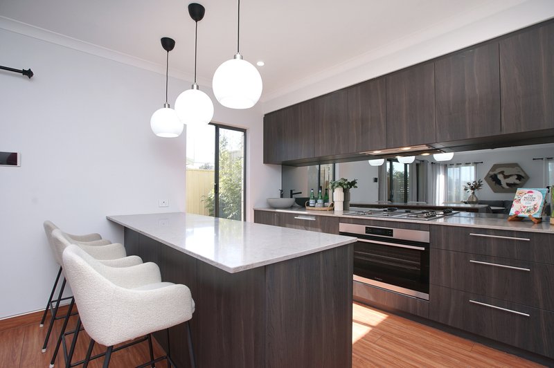 Photo - 5 Pinewood Avenue, Kardinya WA 6163 - Image 11